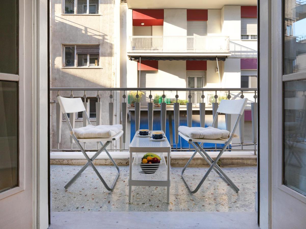 Spacious City Center Apartment Афіни Екстер'єр фото